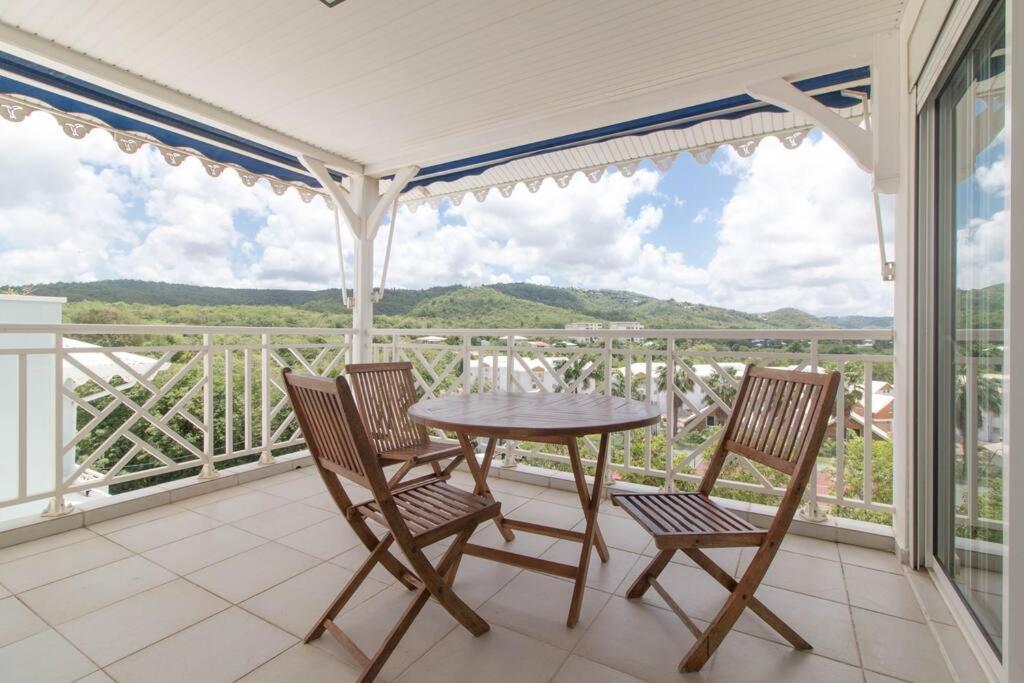 Sunny Cottage, Belle Terrasse, Proche Et Vue Mer Сен-Лу Екстериор снимка