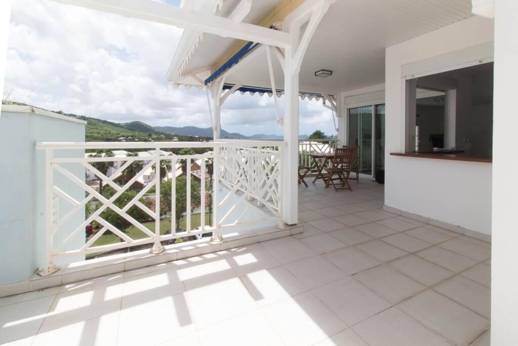 Sunny Cottage, Belle Terrasse, Proche Et Vue Mer Сен-Лу Екстериор снимка